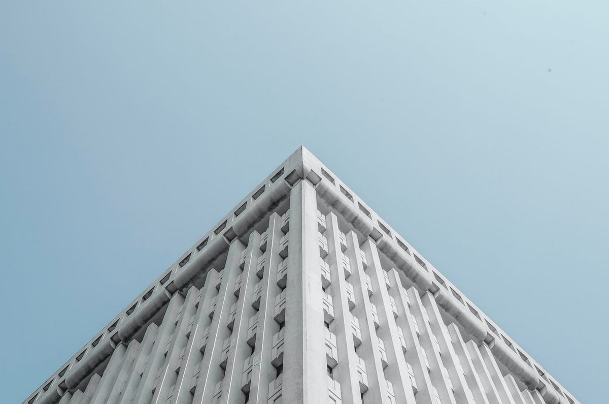 百度体育nba-前裁判谈罗马红牌：当时韦斯利没对迪奥犯规，有身体接触的是伦施